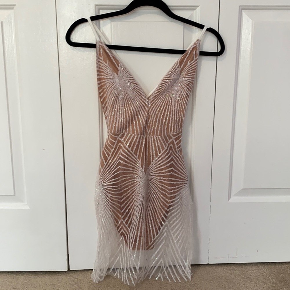 Joyfunear backless sequined dress